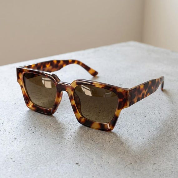 Rectangular Tortoiseshell Sunglasses | Vintage De… - image 1