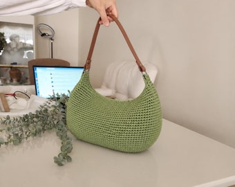 Sage Green Crochet Hobo Bag Pattern PDF • Crescent Shoulder Bag • Raffia Crochet Bag Pattern • Summer Boho Bag