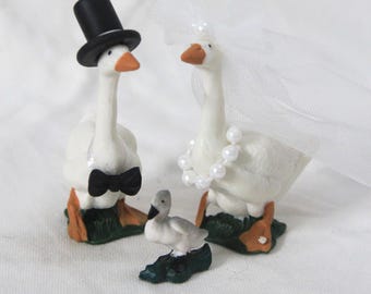 Goose Wedding Cake Topper with Goslings, Bride Groom with kid family cake top, Barn Wedding Decoration, Silly Goose Funny Wedding