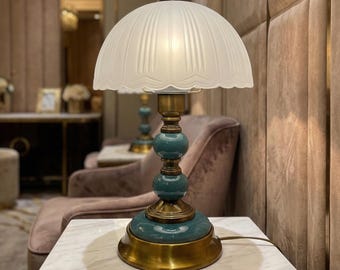 Lampe de chevet rustique en céramique avec touche laiton classique