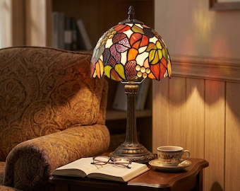 Vintage Tiffany Style Tischlampe, Buntglas Nachttischlampe, Floral Multicolor Schreibtischleuchte, 8-Zoll-Lampenschirm Leselampe, Classic Home Decor
