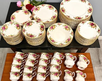 Vintage Royal Albert Old Country Roses Dinnerware Set – 1962 Bone China