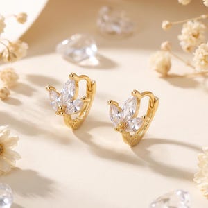 18K Gold Filled Leaf  Earrings, Dainty Marquise Leaf Earrings, Minimalist Nature Inspired Jewelry, Tiny Everyday Earrings, Gift for Her