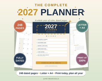 Könnte beinhalten: Der komplette 2027 Planer enthält 248 datierte Seiten in den Formaten Letter und A4. Das dunkelblaue Cover mit goldenem Text zeigt Monatskalender, Wochenseiten, Ziele, Budgetplaner, Gewohnheitstracker und Kontaktseiten für das Jahr.