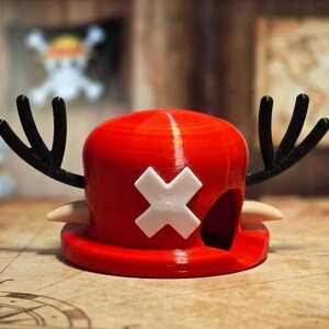 Anime Inspired Reindeer Hat Reptile Hide | 3D Printed Terrarium Cave for Snakes and Geckos | Cute Pet Enclosure Decor