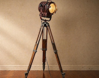 Vintage Hollywood Mole Richardson Studio Light – 2K Fresnel on Surveyor Tripod, Culver Studios Film Lamp