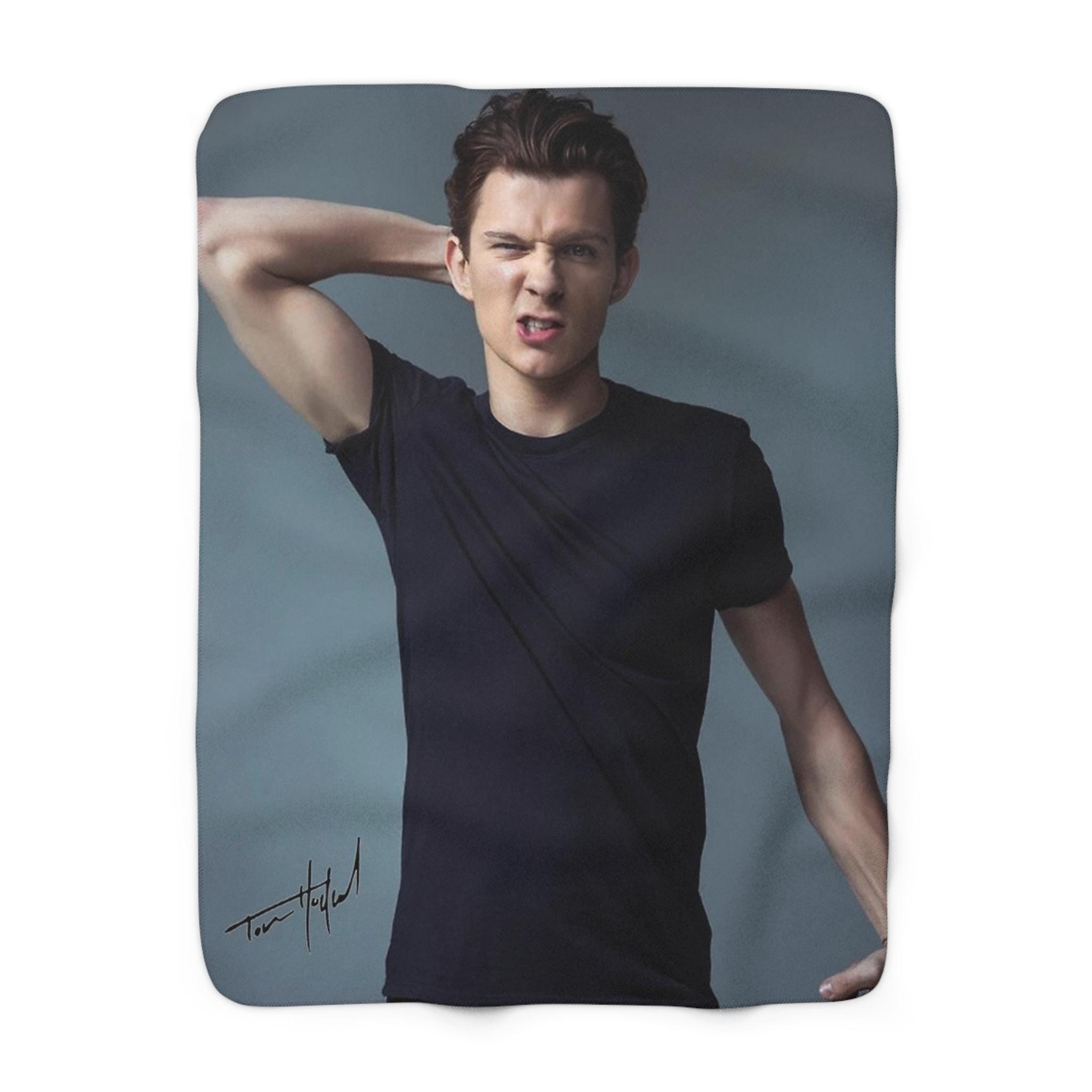 Tom Holland Signature - Etsy