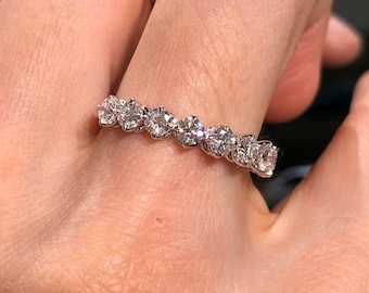 925 Sterling Silver 9 Round-cut Lab-Grown Diamonds Stackable Ring 0.79Ctw
