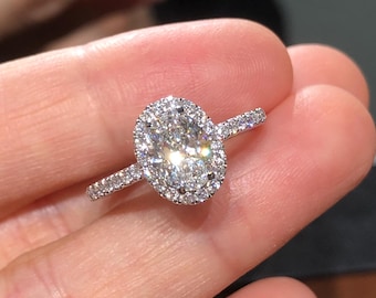 1.0 CT Oval-Cut Lab-Grown Diamond Engagement Ring 925 Sterling Silver 18K Gold Plated