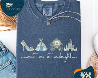 Camiseta Comfort Colors® "Nos vemos a medianoche" / Camiseta inspirada en Cenicienta / Viaje de chicas a Disney 2026 / Camiseta de Cenicienta de Disney / Fiesta de princesas