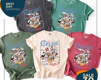 Camiseta Comfort Colors® Disney Mickey y sus amigos ¡Vamos de crucero! / Camisetas para vacaciones familiares en crucero 2026 / Camiseta Disney Magic Wonder Fantasy Wish