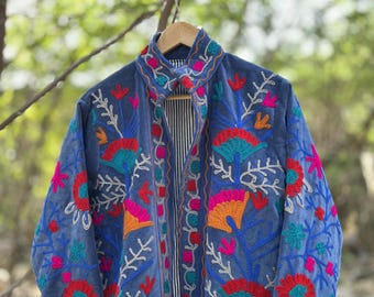 Veste brodée Suzani en velours fait main : manteau bohème indien