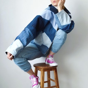 Designerjacke aus recyceltem Denim-Patchwork – Grobstrick-Oversized-Unisex-Streetwear, Fleecegefüttert