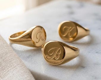 Personalized signet ring women and men, gold or 925 silver ring, engraved jewelry, perfect gift for her, minimalist signet ring for couples