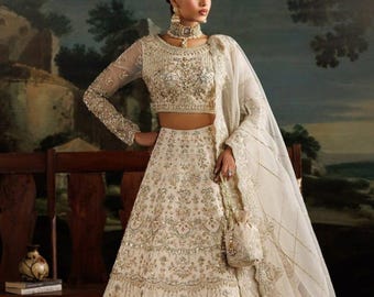 White Bridal Nikkah lehenga choli pakistani asian william guest outfit