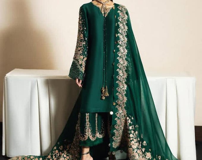 Featured listing image: Latest pakisatni indian dress partywear guest outfit