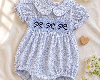Babysparkdräkt med rosettbroderi för babyflicka | Peter Pan-krage med bubbelmönster | Sommaroutfit för spädbarn