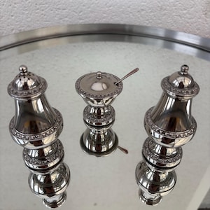 Vintage Ianthe versilbertes Menage-Set | Salz Pfeffer Töpfe & Senf Topf mit Löffel