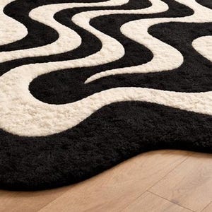 Hand Tufted Abstract Wavy Rug, Black Cream Organic Shape Floor Decor image 4