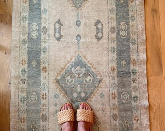 Vintage Oushak Runner Rug 2.5x8, Hand Knotted Turkish Style Hallway Runner,Beige Blue Wool Runner Rug,Antique Look Farmhouse Entryway Runner