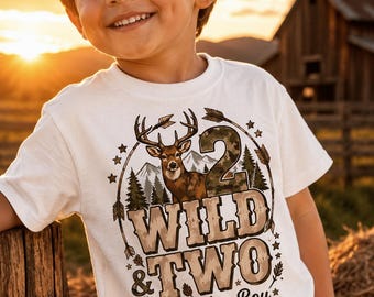 Camiseta de cumpleaños para niño "Wild and Two" | Camiseta vaquera personalizada para niño pequeño | Regalo de cumpleaños con nombre personalizado | Regalo rústico del oeste para niño