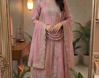 Etnische perzik Salwar Kameez geborduurd, kant-en-klare feestkleding outfit, traditionele kleding outfit, pak voor vrouwen, handgemaakt pak, Kurta Palazzo