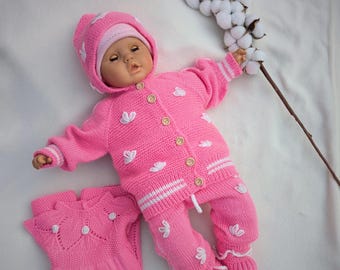 Roze handgebreide outfit voor babymeisjes | Zachte acrylset voor 0-3 maanden