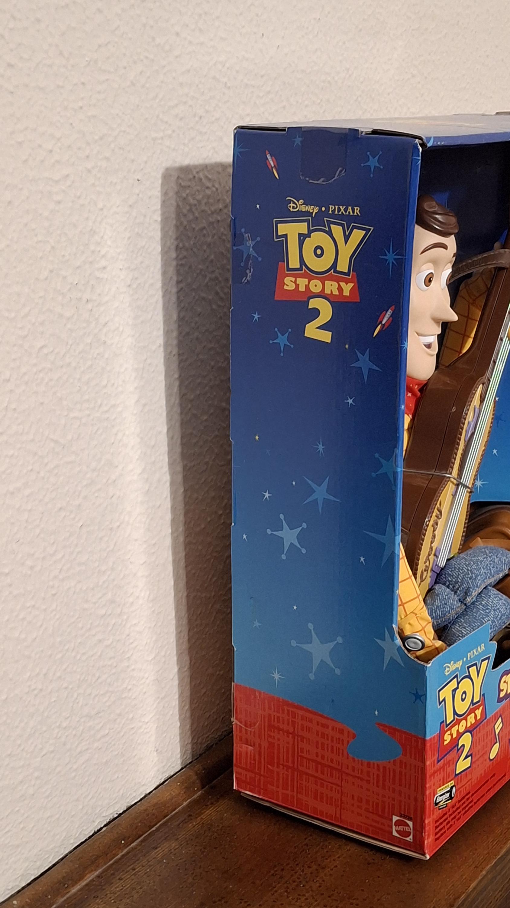 Toy Story 2 Strummin' Singin' Woody Figure (1999 Mattel) New in
