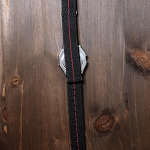 Custom Casio A158WEA-1EF Uhr, schwarz-rot gestreift, Display-Modifikation – NATO-Armband, Vintage-Digitaluhr F91W G-Shock Mod AE1200 AQ230 A168W Bild 8