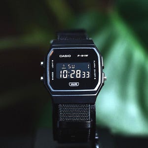 Casio gold vintage watch - Etsy 日本
