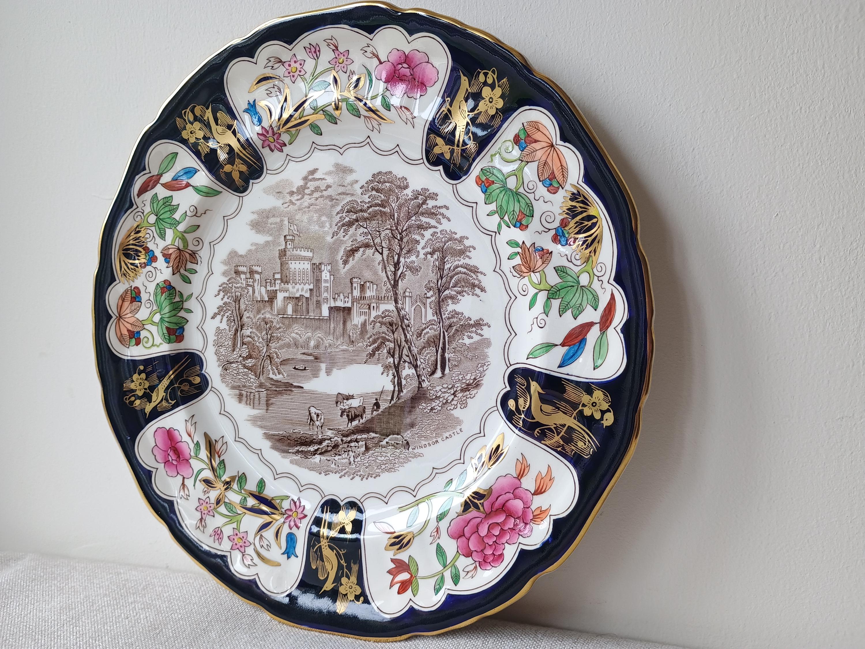 Windsor Castle China Plates - Etsy