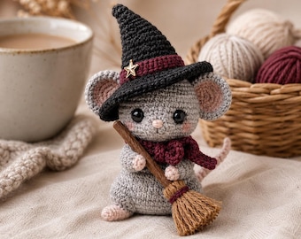 Patrón de amigurumi a crochet, ratón bruja de Halloween en PDF, peluche de la pequeña bruja Marnie, descarga instantánea.