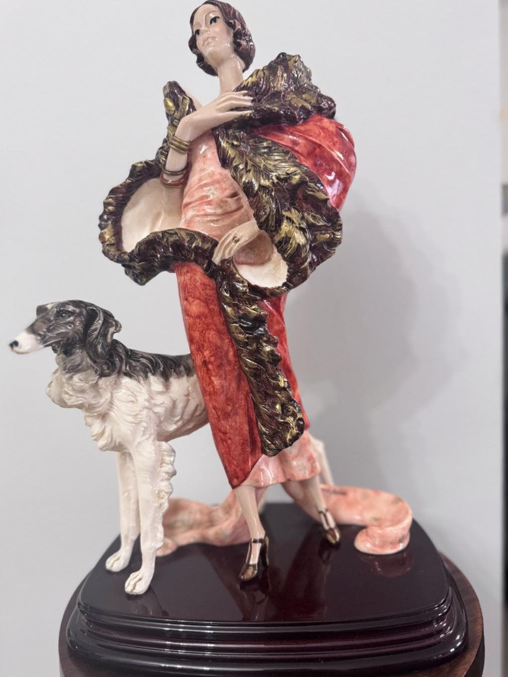 ジュゼッペ・アルマーニ　「ヴィーナスと犬」フィギュリン　ヴィンテージ　希少 Giuseppe armani lady with dog - Etsy 日本