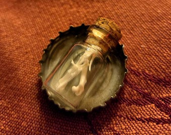 Mouse paw- Bottle cap pin