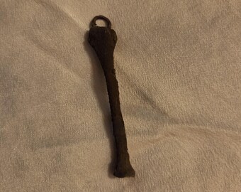 Rusted Skunk bone- Pendant