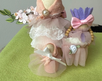 Handmade Peg Doll Family, Woodland Storytelling Set, Imaginative Play Figures