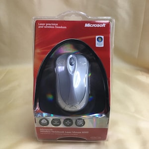 Microsoft Wireless Notebook Laser Mouse 6000 Model 1054, 1051 Sealed