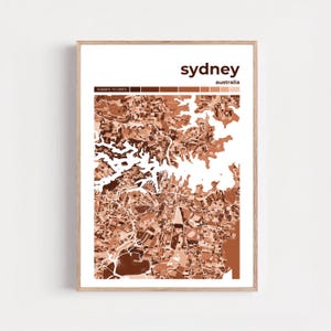 Puede incluir: Una taza de cerámica blanca con un asa negra y el texto "But First, Coffee" en negro, con una fuente de estilo manuscrito. La taza está sobre una superficie blanca.