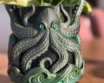 Octopus Planter with Tray - Green Gradient