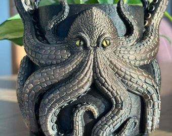 Octopus Planter with Tray - Black w/Antique Gold