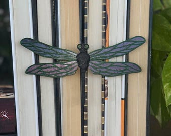 3D Printed Dragonfly Spine Hugger – Bookshelf Decor, Book Accessories, Nature-Inspired Accent