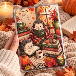 Kindle-inlegvel voor de herfst, herfstdecoratie met boekenthema en holografische afwerking.