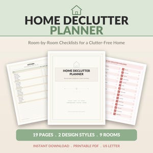 Könnte beinhalten: Ein Home Declutter Planner mit 19 Seiten, 2 Designstilen und 9 Räumen. Das Deckblatt zeigt ein Haussymbol und den Text Home Declutter Planner. Zwei Innenseiten sind sichtbar, eine mit der Überschrift Kitchen und die andere 30-Day Declutter Challenge.
