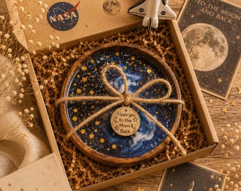 Moon Candle, Celestial Home Decor, Space Inspired Gift, Cosmic Candle, Astrology Gift, Moon Lover Present