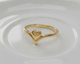 ハートプロミスリング - 14金メッキVリング - シェブロンミディリング - 繊細なシルバースタッキングリング - 彼女への愛の贈り物 - 母への贈り物