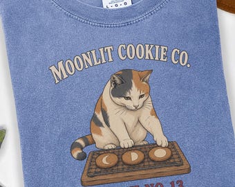 Maglietta vintage con gatto calico in colori comodi per Halloween: Moonlit Cookie Co, Moon Phase Cookies