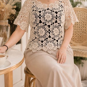 Patrón de blusa de crochet con estampado floral en PDF – Top de verano bohemio de encaje imagen 7