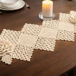 Crochet Table Runner Pattern, Floral Lace, Rose Design, Beginner Friendly (PDF Download) image 5