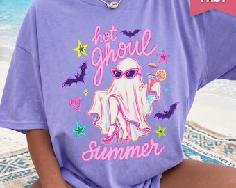 Comfort Colors© Hot Ghoul Summer Shirt, Spooky Halloween T-shirt, Summerween Girl Tee, Funny Ghost Halloween Cocktail