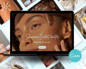 以下が含まれることがあります： ラップトップの画面には、「Skincare Content Creator」と「Abigail Duggan」というテキストが表示された女性の顔が映っています。 ラップトップの周りには、ボトルやジャーなどのスキンケア製品が配置されています。「Portfolio」という単語も表示されています。